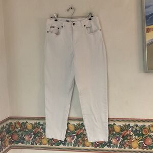 DG2 by Diane Gilman Virtual Stretch Crop Jeans, Size 12P, White